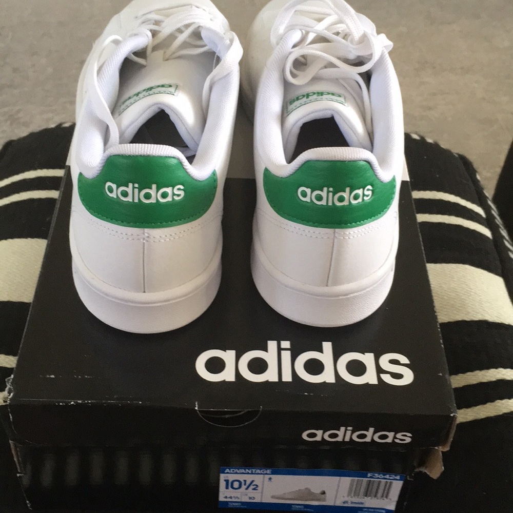 Adidas Advantage Mens Tennis Shoe 10.5